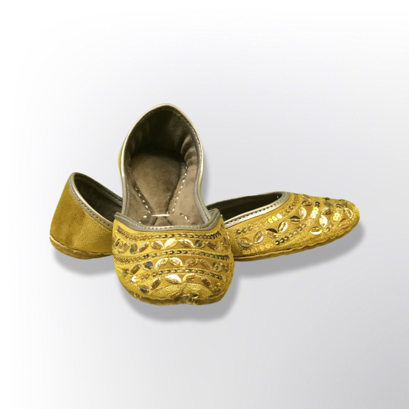 Yellow handcrafted Khussa